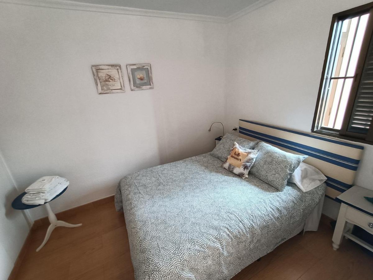 Apartamento En La Cala de Finestra Extérieur photo